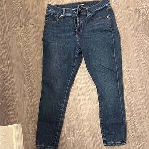 Express jeans mid rise hyper stretch skinny. 8S